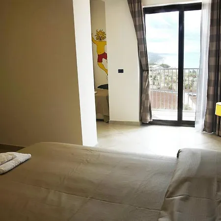 San Domenico Family Hotell Scalea